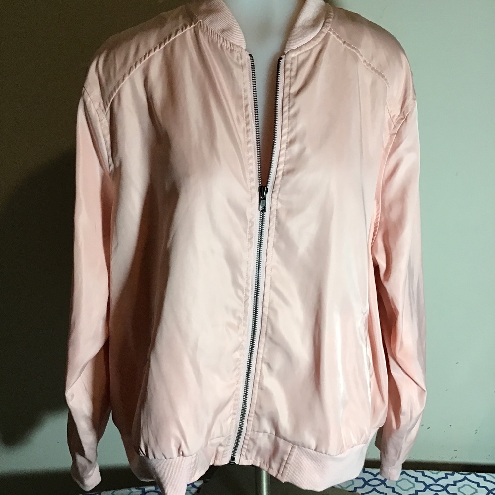 ❤️#580, JUSTIFY, , size 1X light peach color , gorgeous 🦋